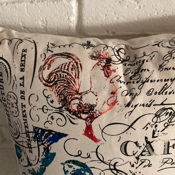 Pillow Cover Paris Eiffel Tower Design 18” x 18” - Picture 3 of 5